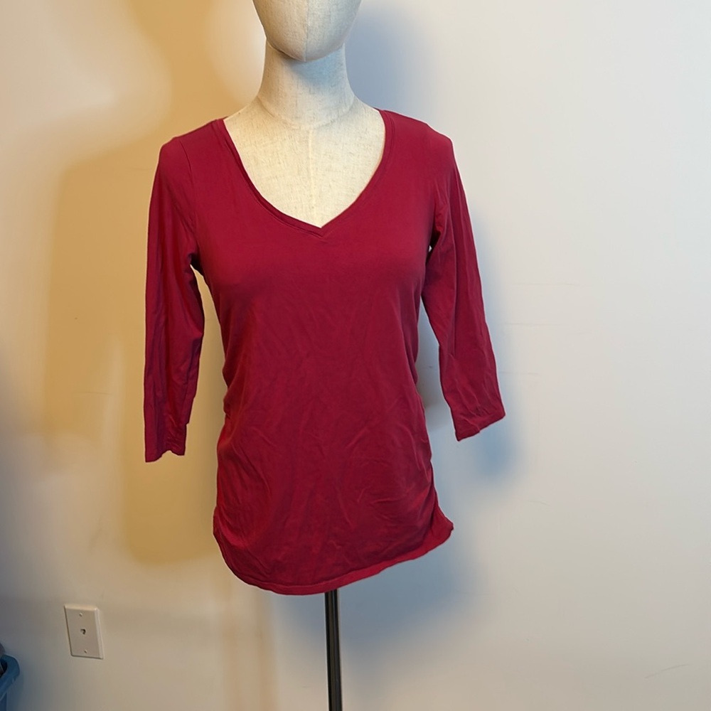 Serenade maternity, long sleeve maroon/red top size S